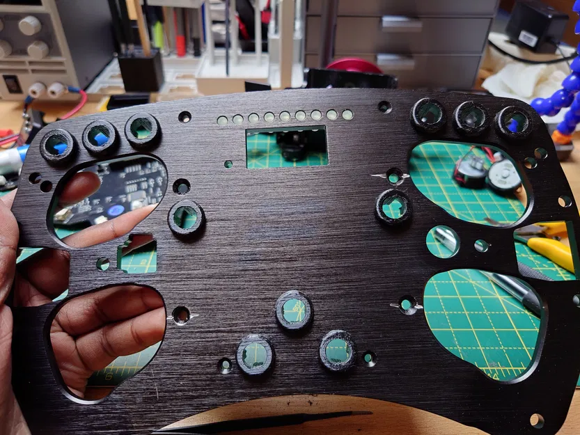 Kẹp Nút Cho Vô Lăng Fanatec Formula - Image 2