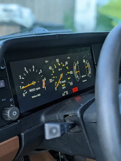 Giá Đỡ Màn Hình LCD 12.3" Cho Volvo 240 - Image 2