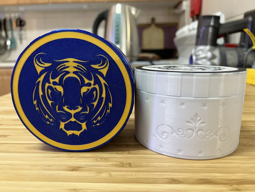 Hộp Đựng Nắp Vặn Chống Bụi Chống Nước Có Hình Chân Dung Hổ MMU - Image 4