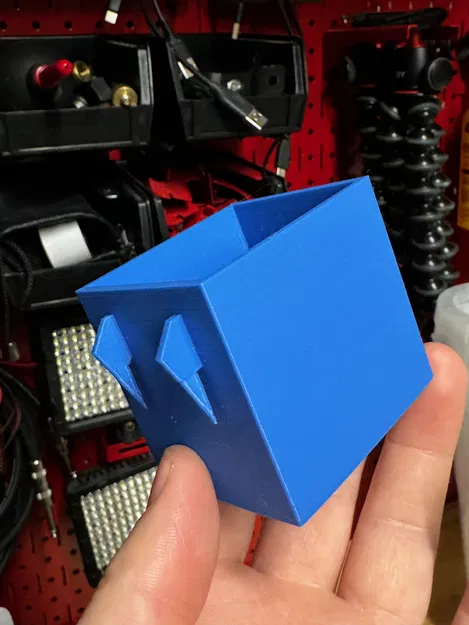 Hộp nhỏ tương thích với Bảng điều khiển Wall Control - Image 2