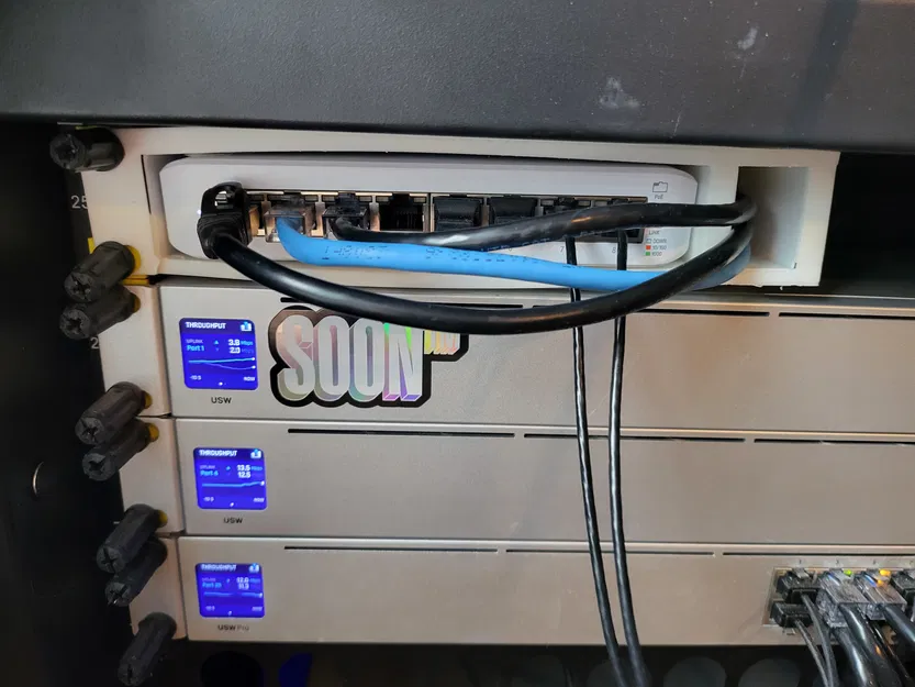 Giá đỡ rack 1U cho Unifi 8 Lite POE (USW-Lite-8-POE) có rãnh đi dây (cần chỉnh sửa) - Image 7