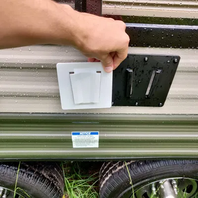 Bản sao Giá đỡ RV PAW International