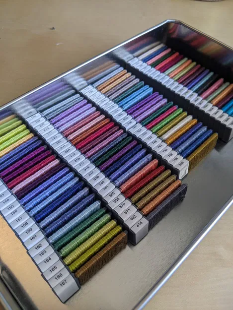 Mẫu Cuộn Chỉ Thêu Tháo Lắp Nam Châm - Image 1