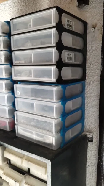 Giá đỡ treo tường cho hộp LTO - Image 1