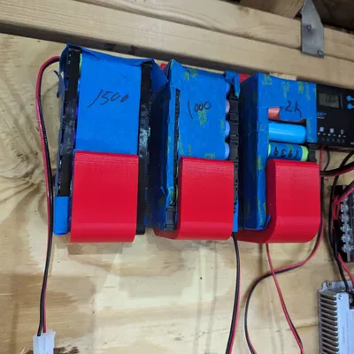 Giá đỡ 18650 3s7p treo tường