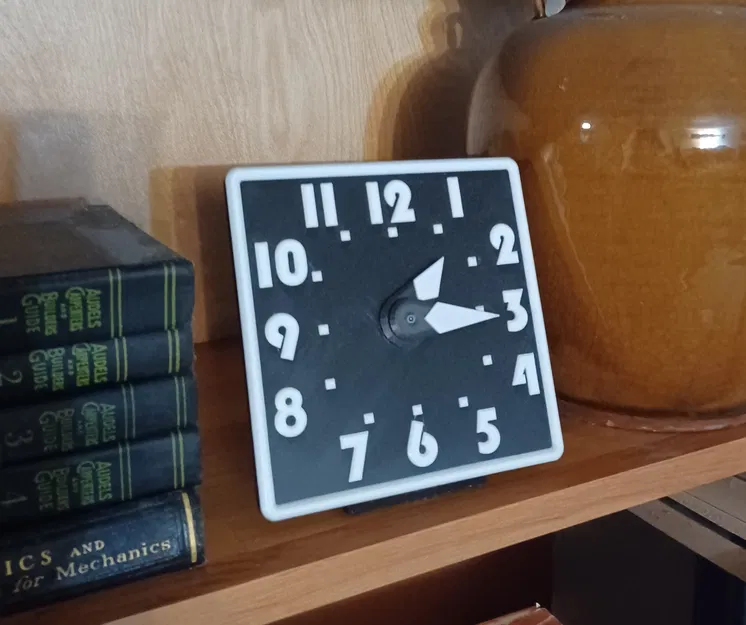 Đồng hồ vuông kim "lơ lửng" - Image 1