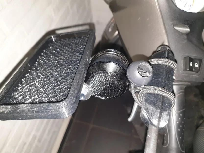 Điện thoại gắn kiếng chiếu hậu xe máy - Image 8