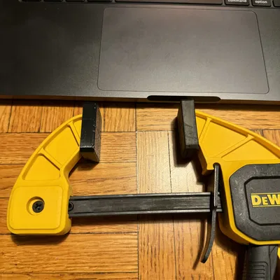 Chân Cao Su Thay Thế Cho Kẹp DeWalt