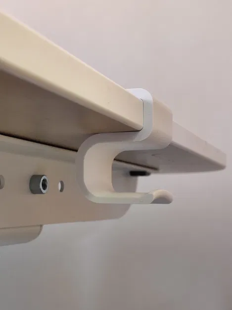 Móc treo tai nghe Corsair Virtuoso - Bàn IKEA BEKANT - Image 3