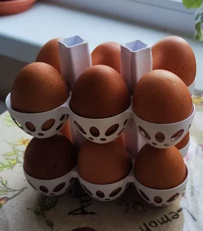 Khay Trứng Xếp Chồng - Image 1