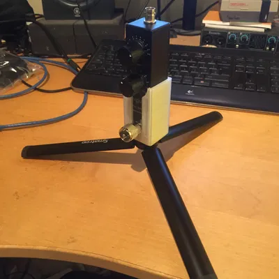 Đế Gắn Tripod Ăng-ten Wonder Wand