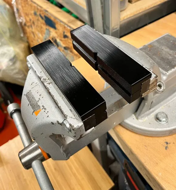 Hàm Bảo Vệ Có Nam Châm Cho Mỏ Cặp 140mm - Image 1