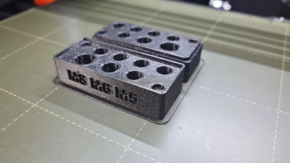 Hộp Đựng Dụng Cụ Chèn Ren Ruthex M2-M8 - Image 2