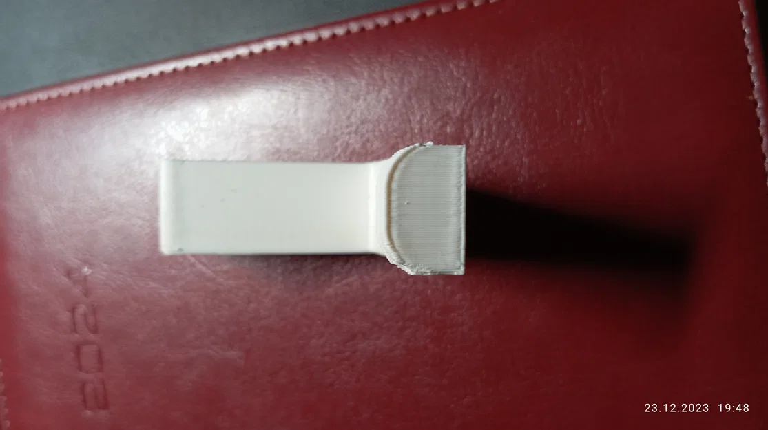 Giá Đỡ Tai Nghe Gắn Màn Hình - Image 4