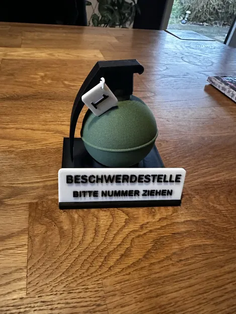 Tấm Gắn Tiếng Đức Cho Giá Đựng Lựu Đạn - Image 1