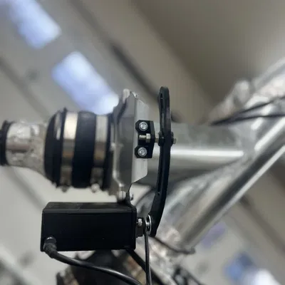 Giá Đỡ Cửa Chắn Bụi Tự Động