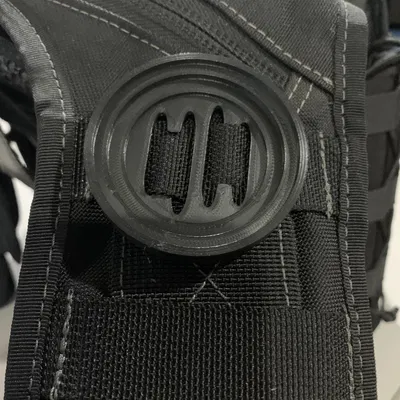 Kẹp Nắp Chụp Lens Máy Ảnh (Triple Threat)