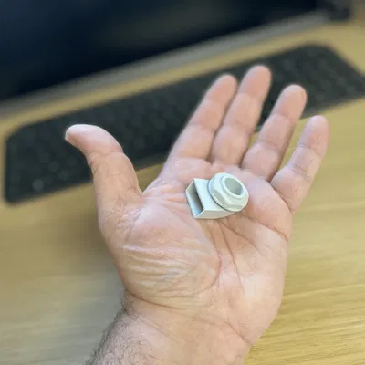 Giá đỡ Unifi U6+ cho hộp chống thời tiết tự chế