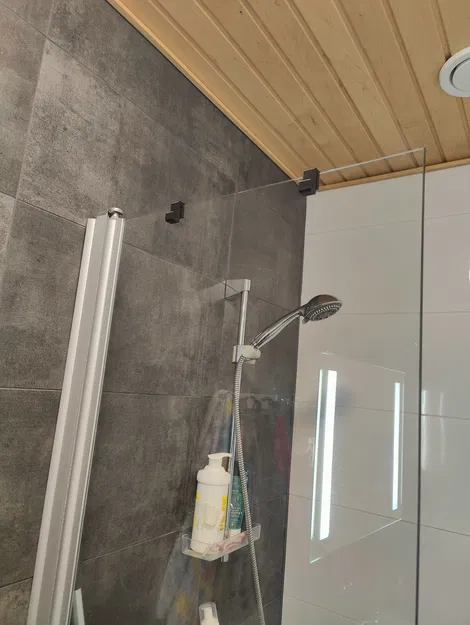 Móc treo tường kính khe hở 7mm - Image 2