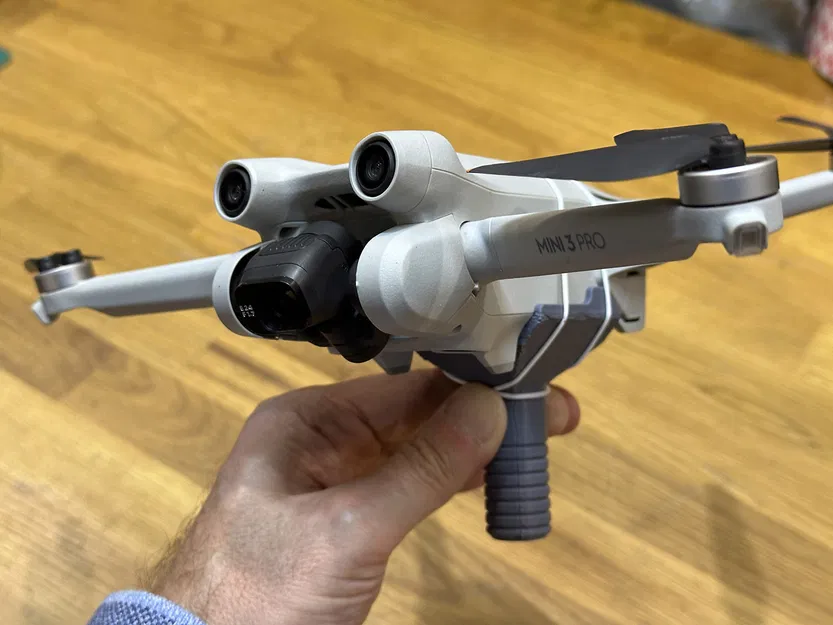 Tay cầm DJI Mini 3 Pro để hạ cánh trên thuyền - Image 2