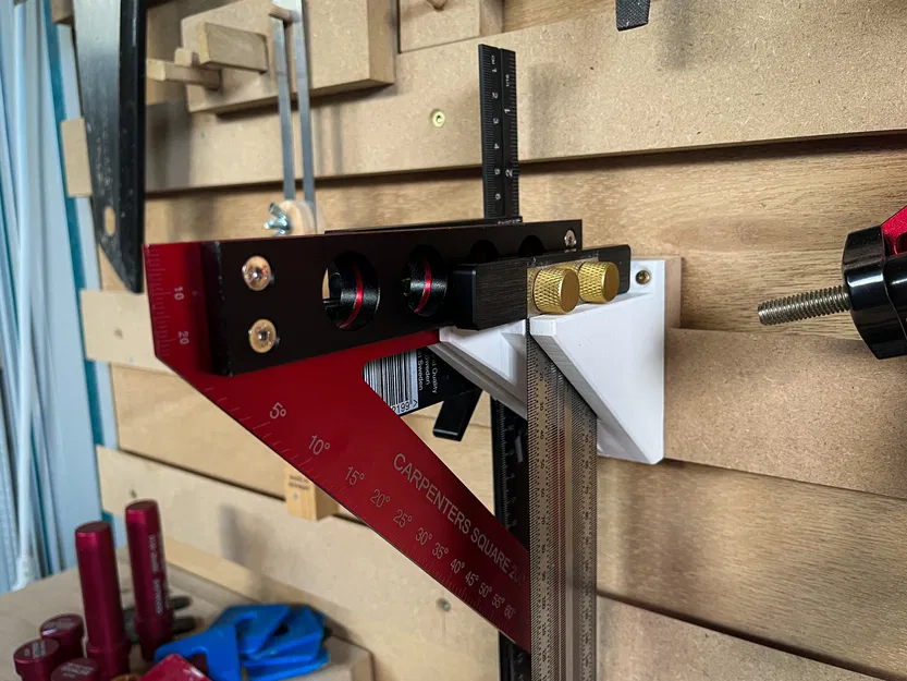 Giá treo dụng cụ đo tiết kiệm không gian - Image 1