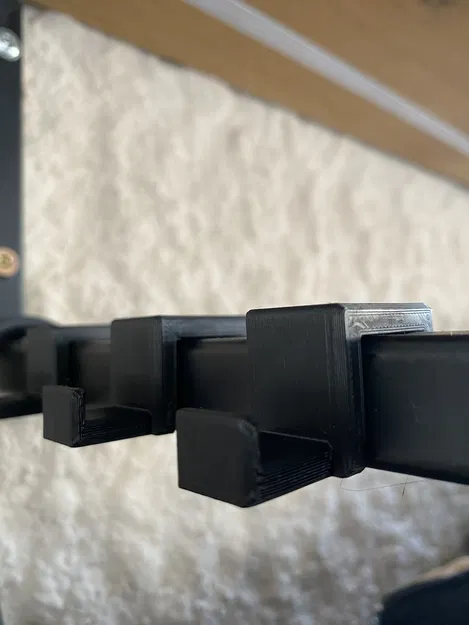 Móc Treo Quần Áo Cho Ống Vuông 20x20 - Image 1