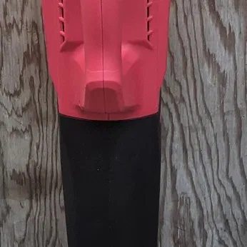 Giá đỡ quạt thổi Craftsman V20 CMCBL710