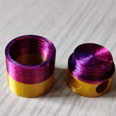 Mặt dây chuyền có hộp đựng