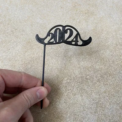 Râu Mới Năm 2024