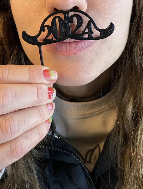 Râu Mới Năm 2024 - Image 2