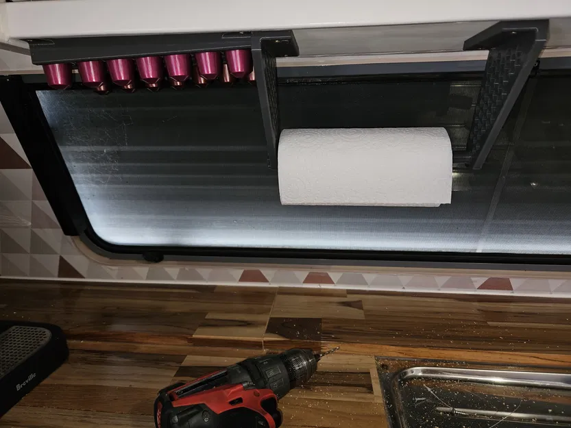 Giá Treo Khăn Giấy Dưới Tủ - Image 2