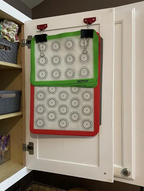 Kẹp Giữ Giỏ Treo Bằng Kẹp Giấy (Dùng cho tấm lót bánh silicon) - Image 1