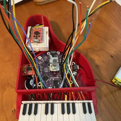 Đàn Piano MP3 Player của Schroeder (Mô hình 3D)