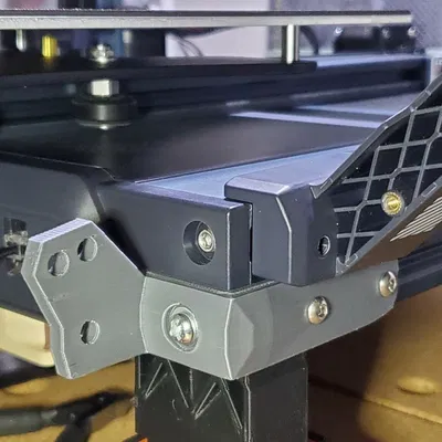 Giá đỡ tùy chỉnh cho phép di chuyển bảng điều khiển và giá đỡ cuộn chỉ trên Elegoo Neptune 3 Pro