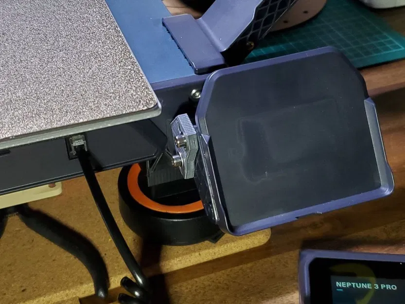 Giá đỡ tùy chỉnh cho phép di chuyển bảng điều khiển và giá đỡ cuộn chỉ trên Elegoo Neptune 3 Pro - Image 7