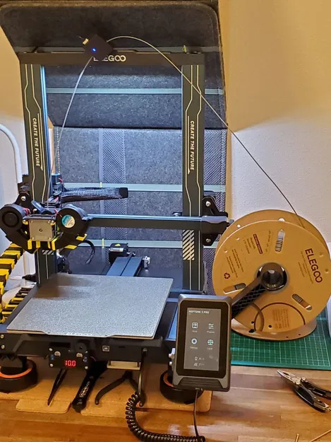 Giá đỡ tùy chỉnh cho phép di chuyển bảng điều khiển và giá đỡ cuộn chỉ trên Elegoo Neptune 3 Pro - Image 8