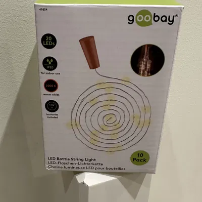 Cây Thông Noel Tự Chế Với Đèn Bottle Light