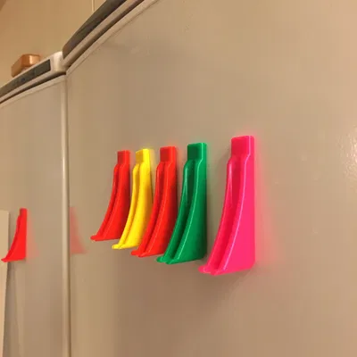 Tiffer - Dụng Cụ Gắp Ve Nam Châm Tủ Lạnh