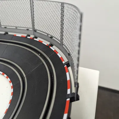 Hàng Rào An Toàn Cho Đường Đua Cong Gấp