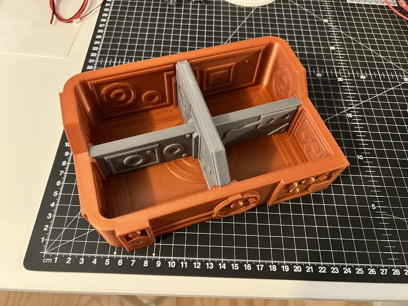 Khay/Chỗ Để Đồ "Star Wars/Sci-Fi" (Bản Remix) - Image 1