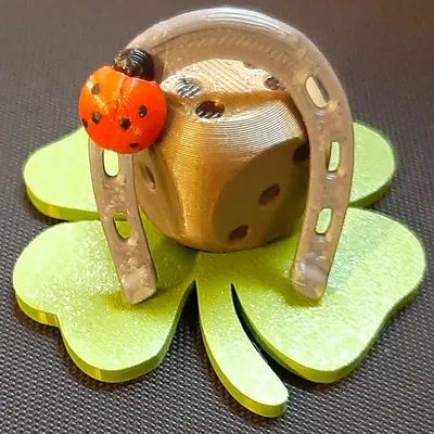 Mô hình 3D Chúc mừng năm mới