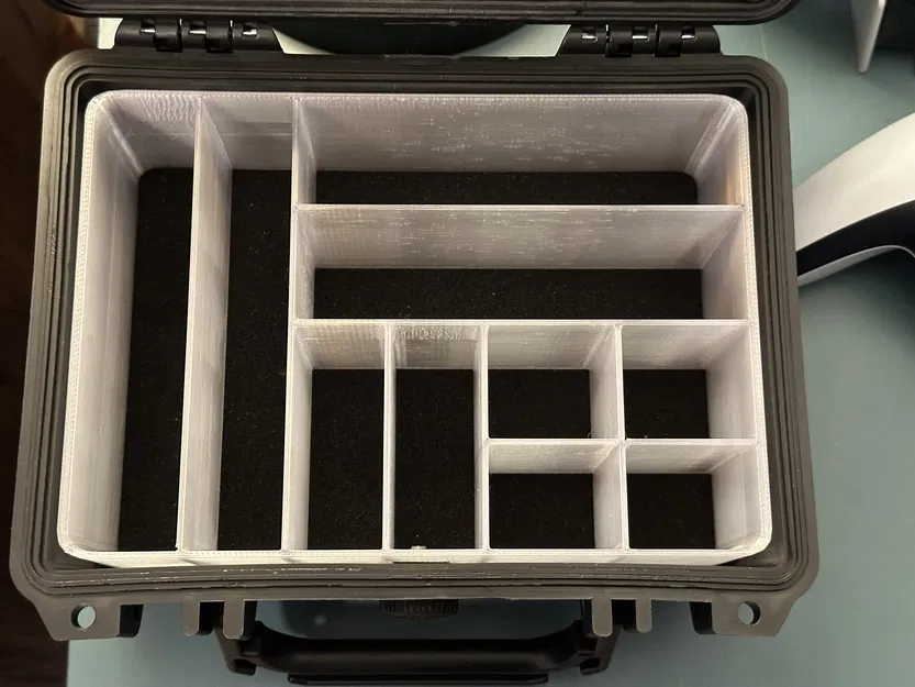 Vách Ngăn Tủ Đồ Harbor Freight Apache 1800 - Image 1