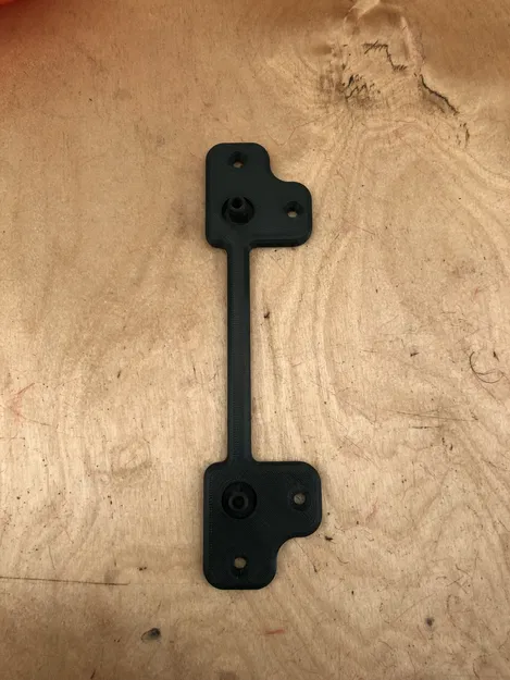 Giá treo tường sạc Makita - Image 2