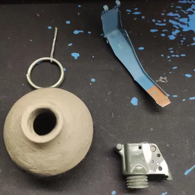 Mô Hình Thân Lựu Đạn Giả M67