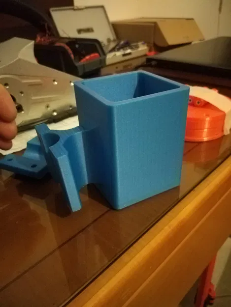 Đế đựng điện thoại và ly cho khung tập đi - Image 3