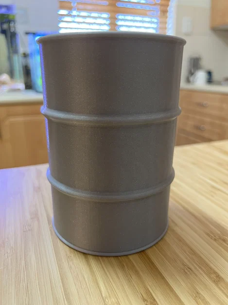 Thùng rác để bàn hình thùng phuy 44 Gallon - Image 1