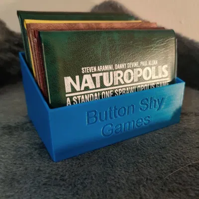 Hộp đựng game Button Shy và game dạng ví