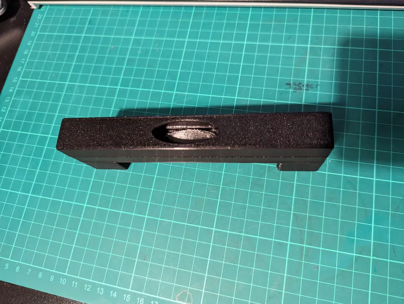 Tay cầm vali có bánh xe dạng parametric - Image 1