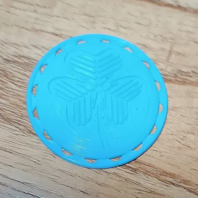 Huy hiệu cỏ ba lá, may vá, lấy cảm hứng từ logo Caravana