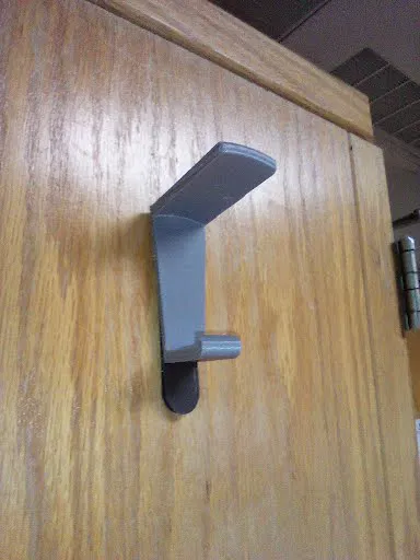 Móc treo nón và áo khoác v1 - Image 1